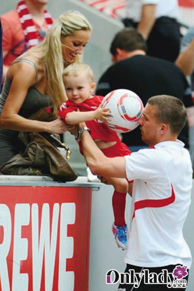 �¹������ǲ����˹��������Ī�ݿ��Լ�����Louis Gabriel Podolski��