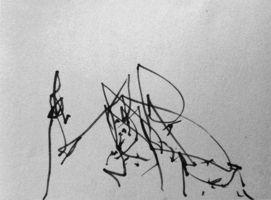 一岁一个月 小铃 尽管像蚯蚓爬,却是一副“画” 一岁一个月 小铃 尽管像蚯蚓爬,却是一副“画”