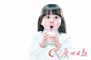 设计对白:我要喝什么牛奶才对呢? 设计对白:我要喝什么牛奶才对呢?