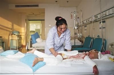 գ304ҽԺڲǰһǰ75%ˡ¾ ܸڷ 